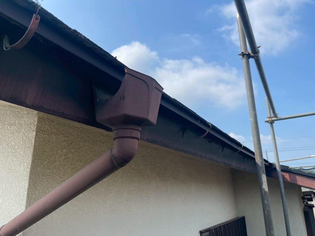 ながらの半月型雨樋