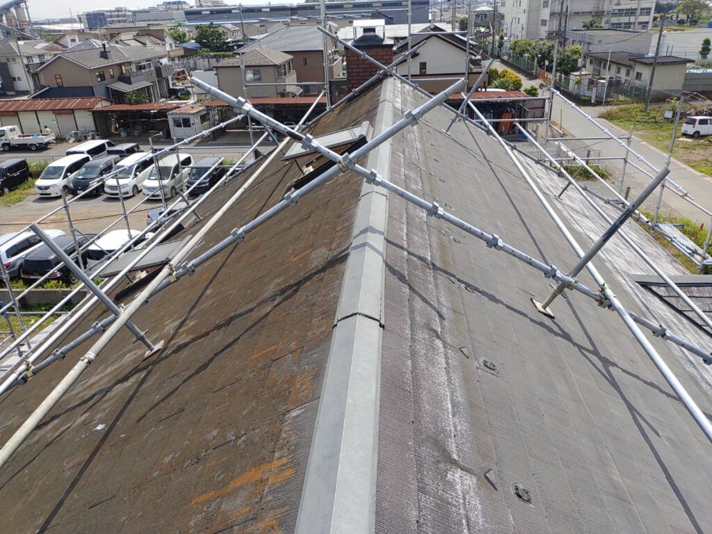 急勾配の屋根工事