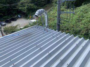 工場の折板屋根