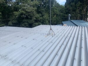 工場の折板屋根