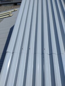 スレッシュルーフ重ね部分